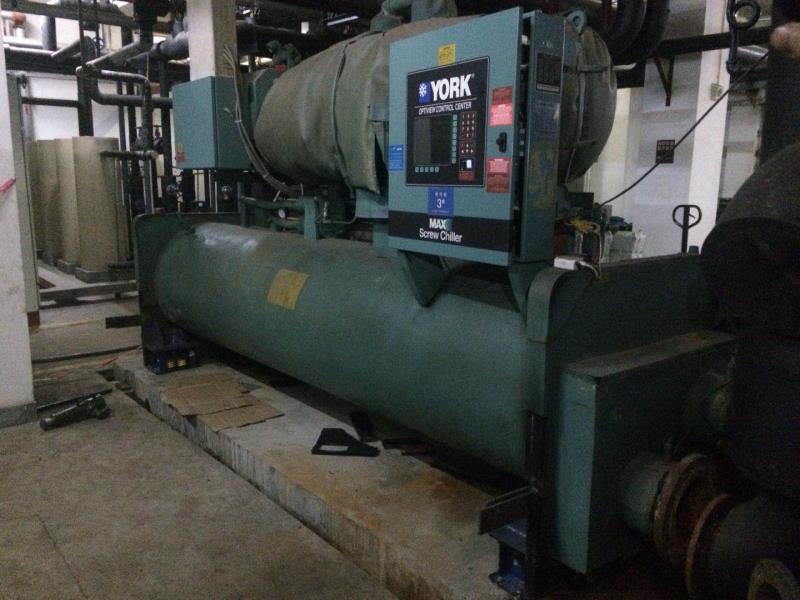 YORK冷水主機(jī)安裝彈簧減震器沒(méi)效果怎么辦？